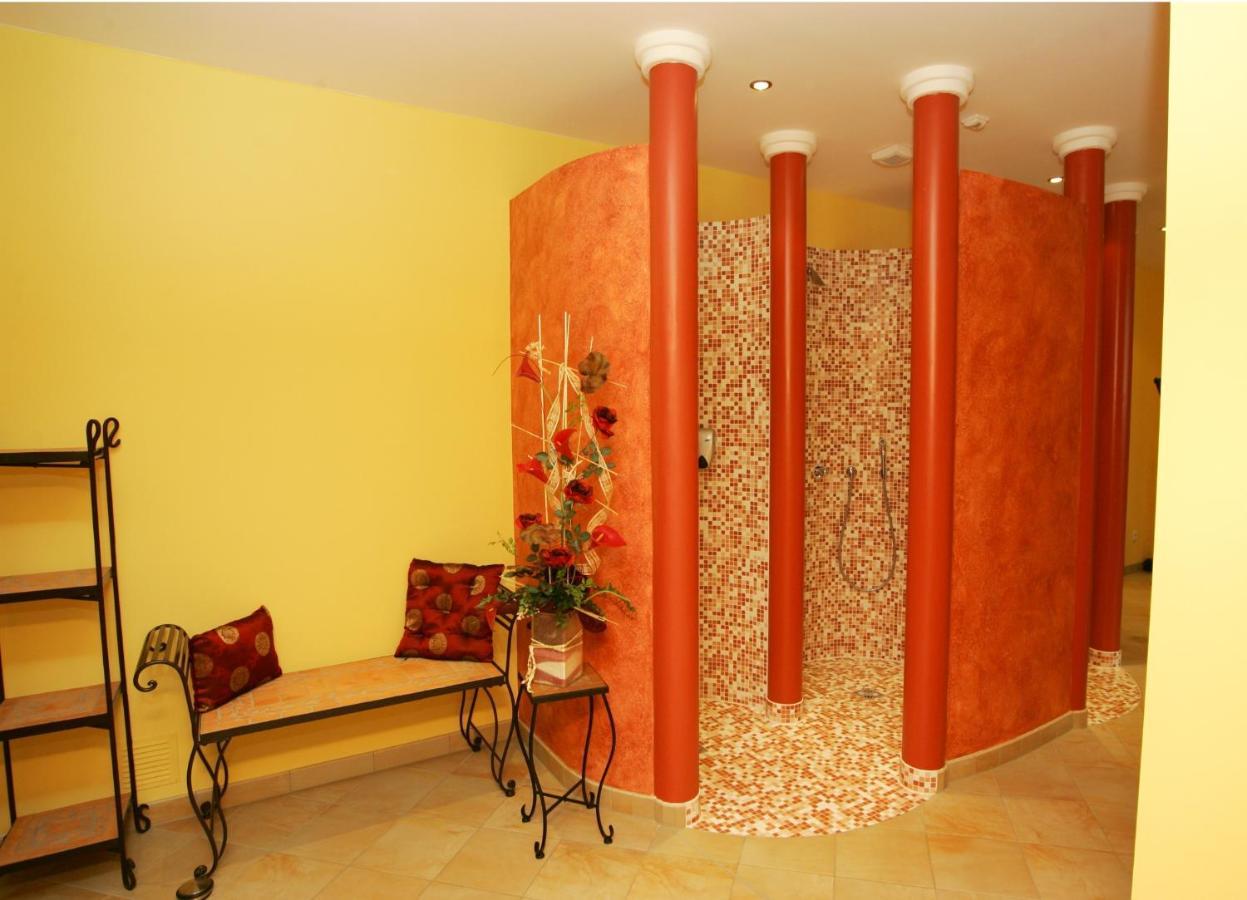 Hotel Garni Thermenoase باد بلوماو المظهر الخارجي الصورة