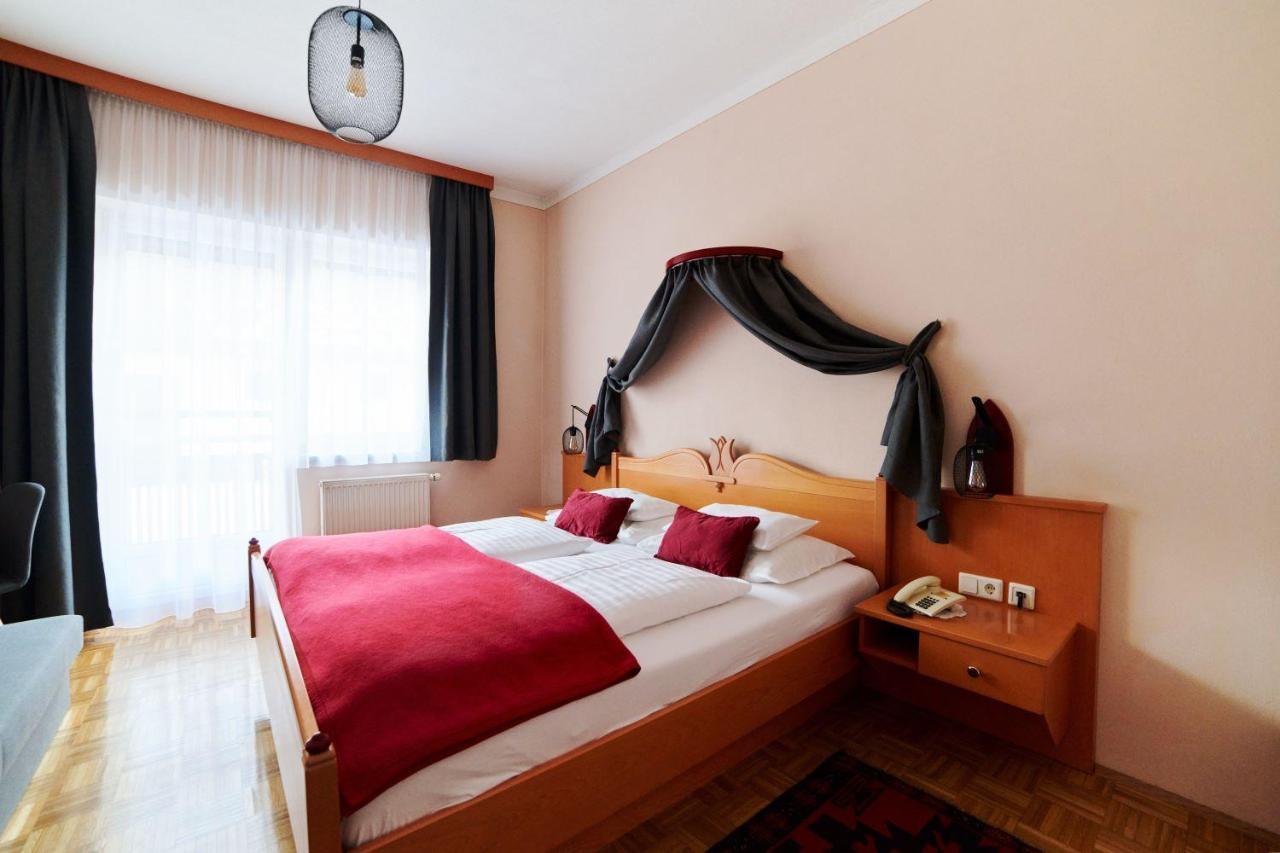Hotel Garni Thermenoase باد بلوماو المظهر الخارجي الصورة
